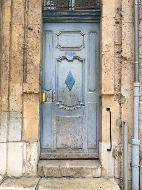 The Many Beautiful Doors of France /// By Faith Towers Provencher of Design Fixation