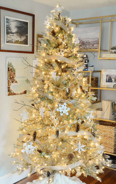 Win a 6.5' All That Glitters Christmas Tree! Click the image to enter at DesignFixation.com /// Woodland Wonderland Christmas Decor + A Tree Giveaway!