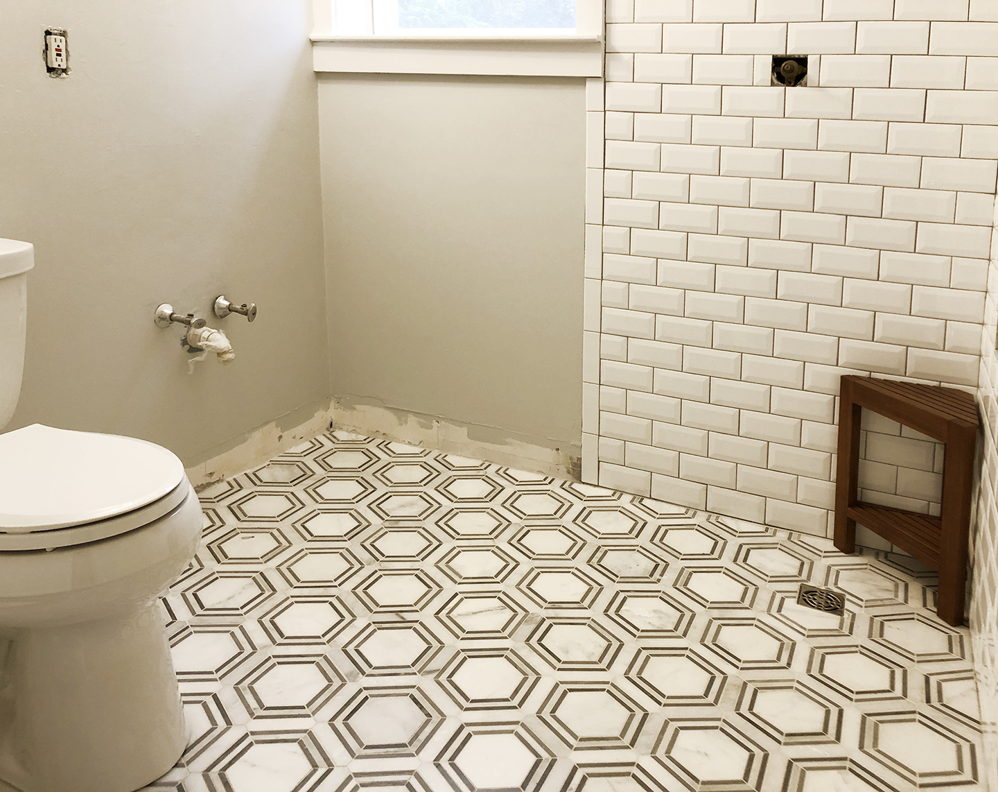 One Room Challenge: Bathroom Accessories Shopping List (+ Major Progress!) /// By Design Fixation #diy #bathroom #decor