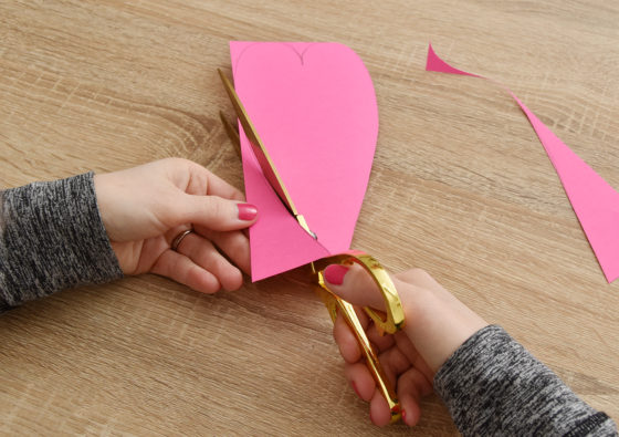 Easy DIY Folded Paper Hearts For Valentine's Day /// By Faith Provencher of Design Fixation #valentines_day #paper #hearts #pink