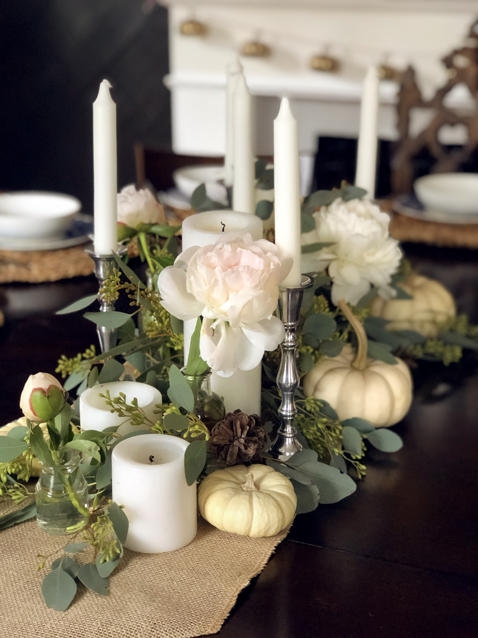 The holidays are right around the corner! Get inspired by my real Thanksgiving centerpiece ideas that I've actually used in the past. /// By Design Fixation #thanksgiving #centerpiece #ideas #holiday