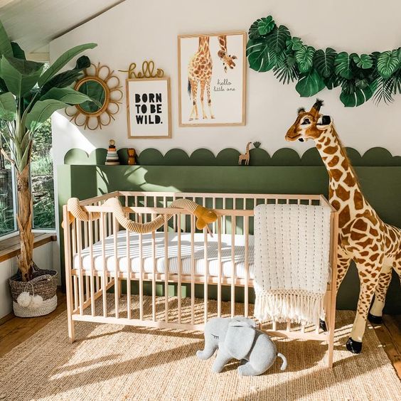 Stunning Jungle Themed Kid's Bedroom Ideas /// On Design Fixation #safari #animals #decor