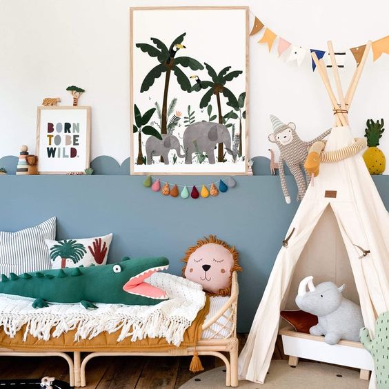 Stunning Jungle Themed Kid's Bedroom Ideas /// On Design Fixation #safari #animals #decor